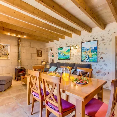 Ideal Mallorca - Gelat Costitx (Mallorca)